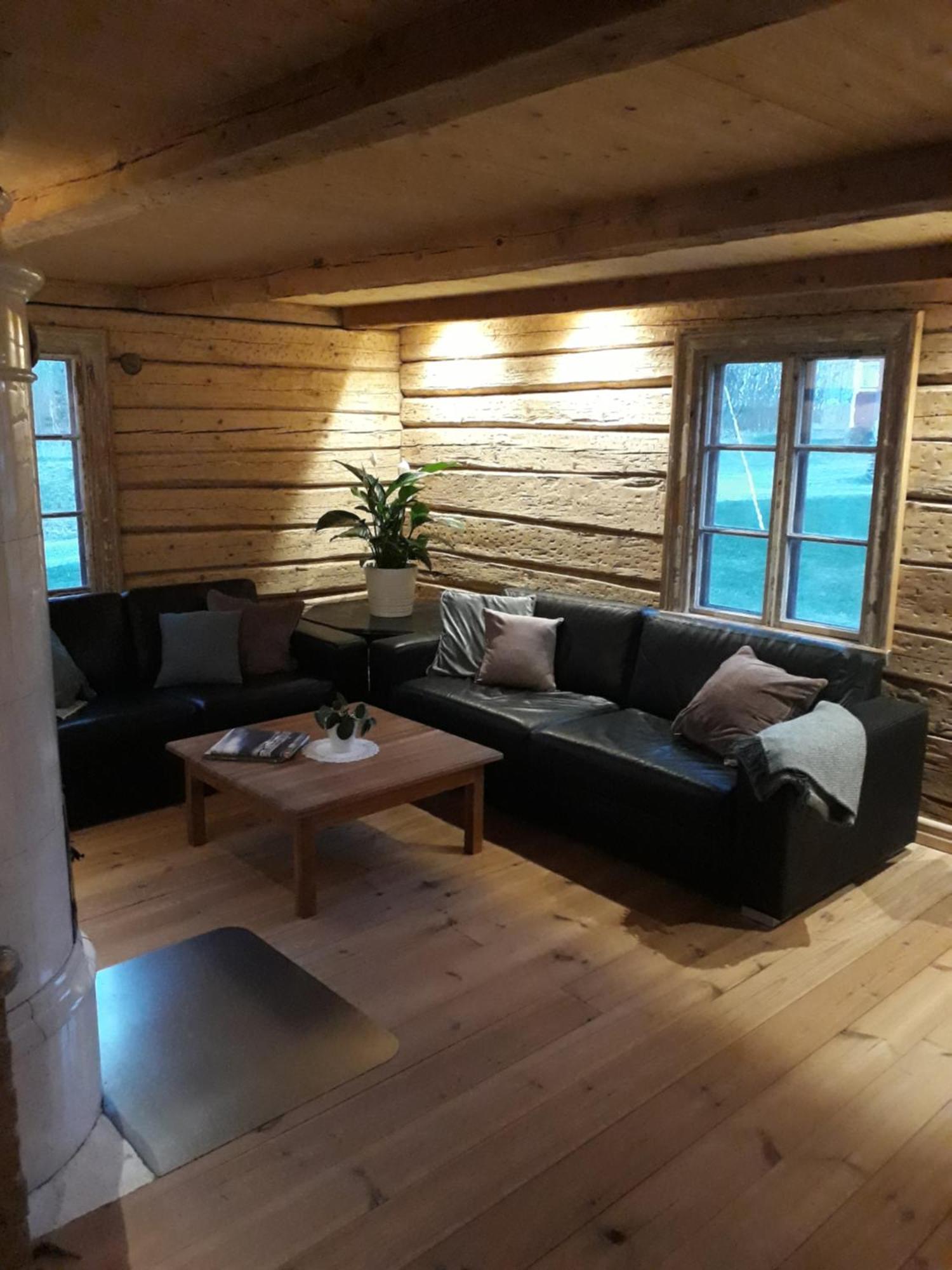 Pilgarden Fornasa, Draengstugan Extérieur photo
